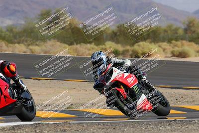 media/Oct-08-2022-SoCal Trackdays (Sat) [[1fc3beec89]]/Turn 10 (945am)/